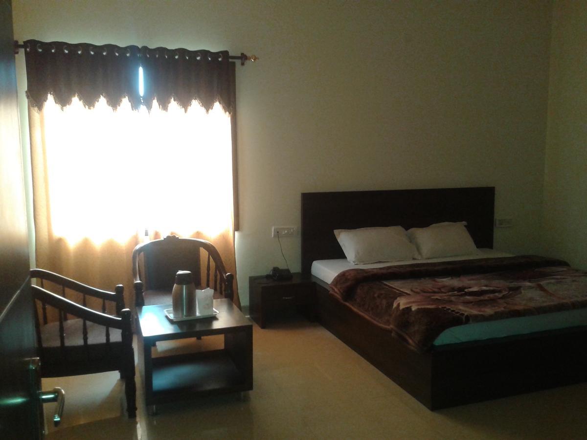 Hotel Milan Palace Amritsar Værelse billede
