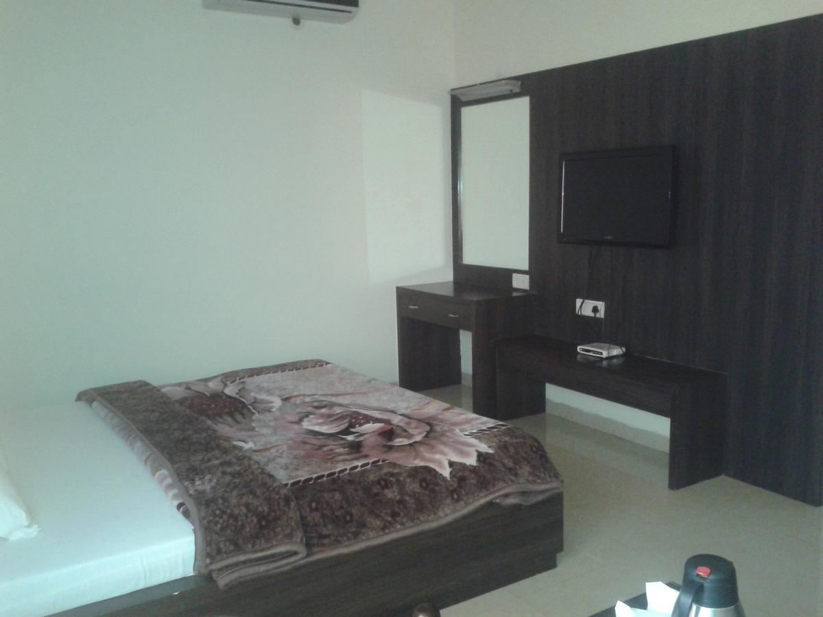 Hotel Milan Palace Amritsar Værelse billede